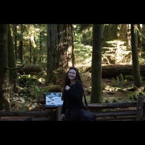 Meet your Posher, Emma